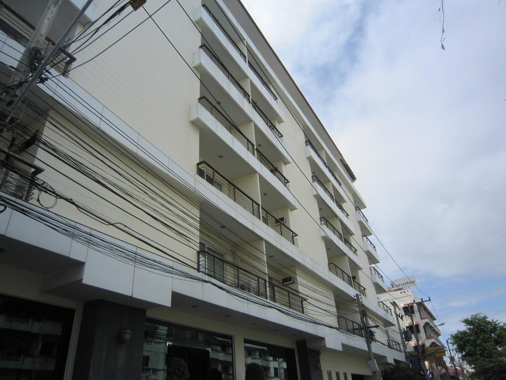 The New Eurostar Jomtien Beach Hotel Экстерьер фото
