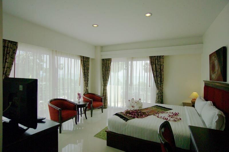 The New Eurostar Jomtien Beach Hotel Экстерьер фото